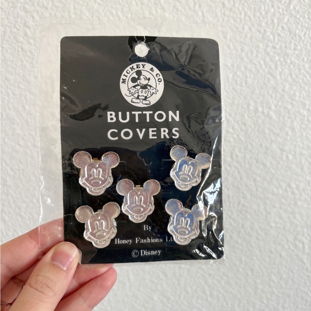 NIP/NWT Vintage Mickey Mouse 5 Button Covers